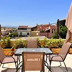 Canevaro Twins Apartment